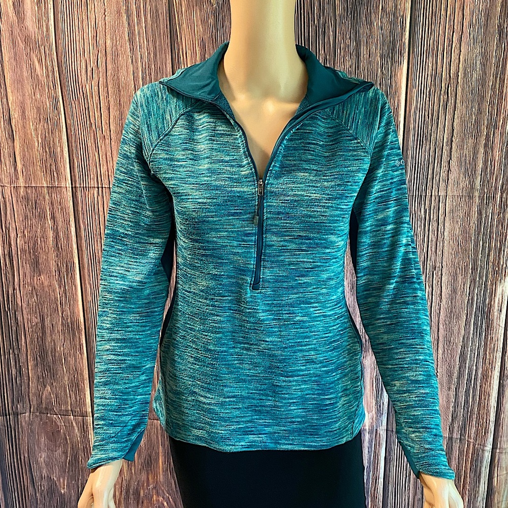Columbia size small tea green blue stretch comfy athletic outdoor pullover